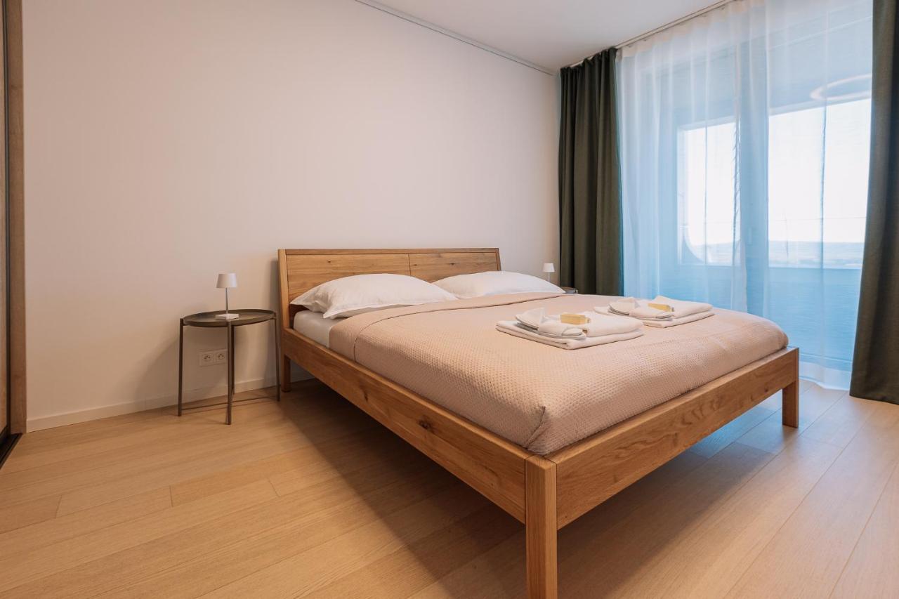 Skau Coral Residence In Sky Park 22 Floor 1Tower Panoramic View Free Parking Bratislava Exteriér fotografie